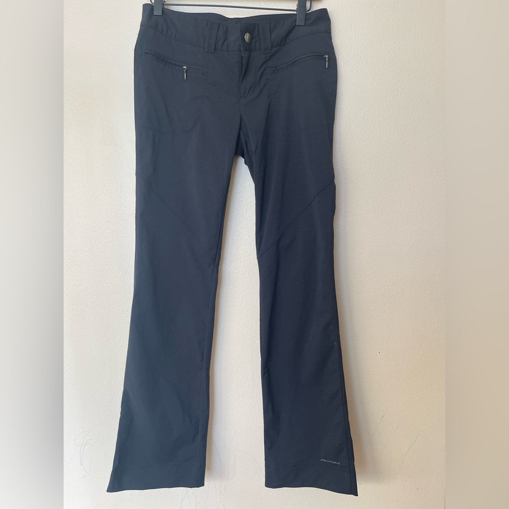 Women’s Colombia dri fit outdoor windbreaker pants size 4 gorpcore